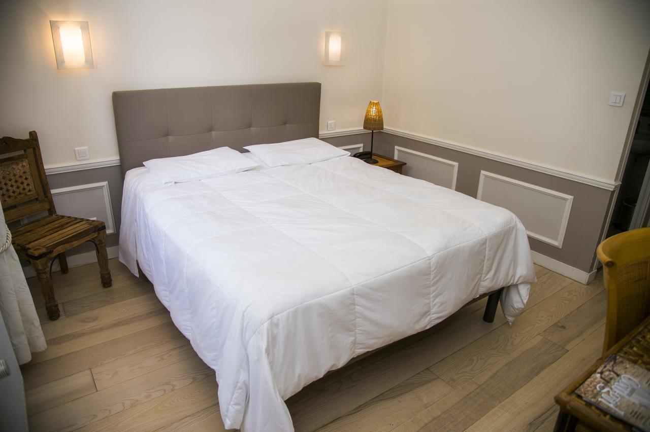 Hotel La Flambee Бержерак Екстериор снимка